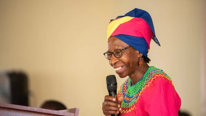 Mosadi ka moyaparo wa setjo